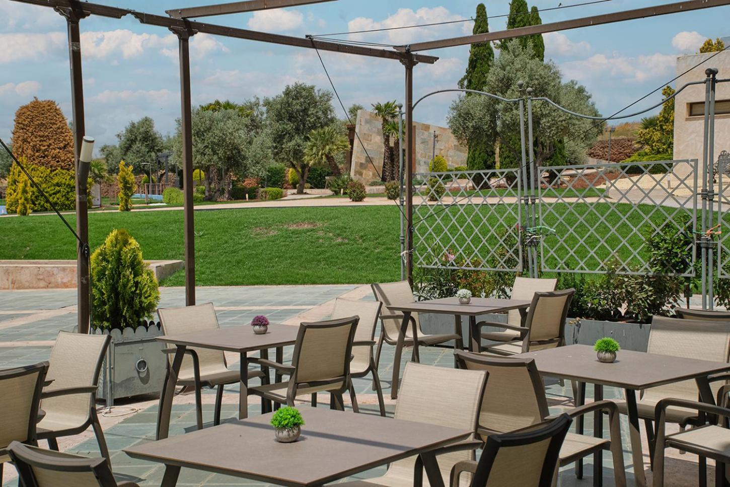 Hotel Spa Villa Nazules Chueca Kültér fotó