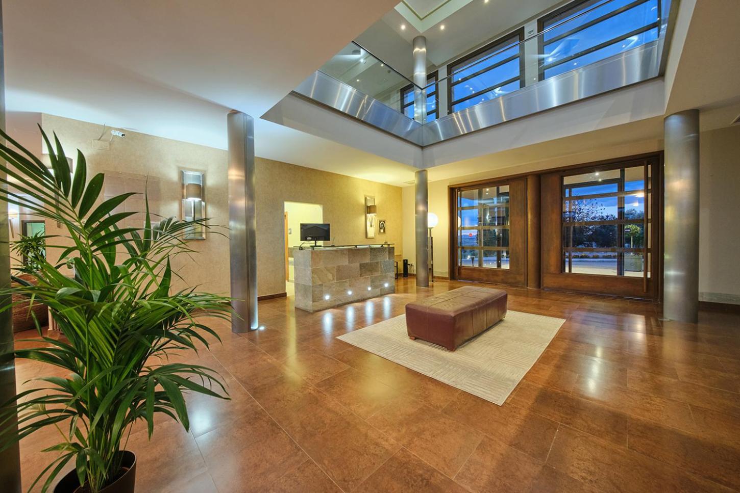 Hotel Spa Villa Nazules Chueca Kültér fotó