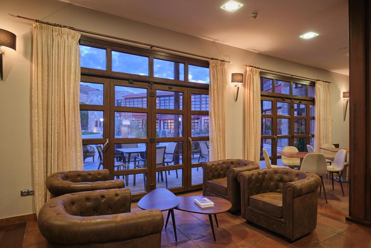 Hotel Spa Villa Nazules Chueca Kültér fotó